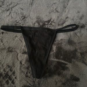Victoria Secret black thong S NWT